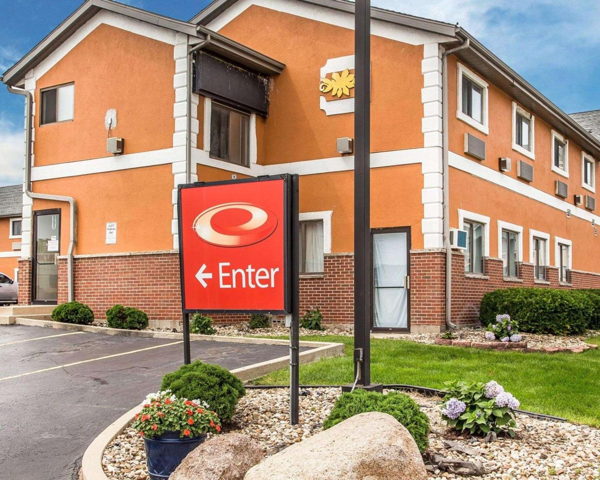 Econo Lodge Cedar Rapids Exterior foto