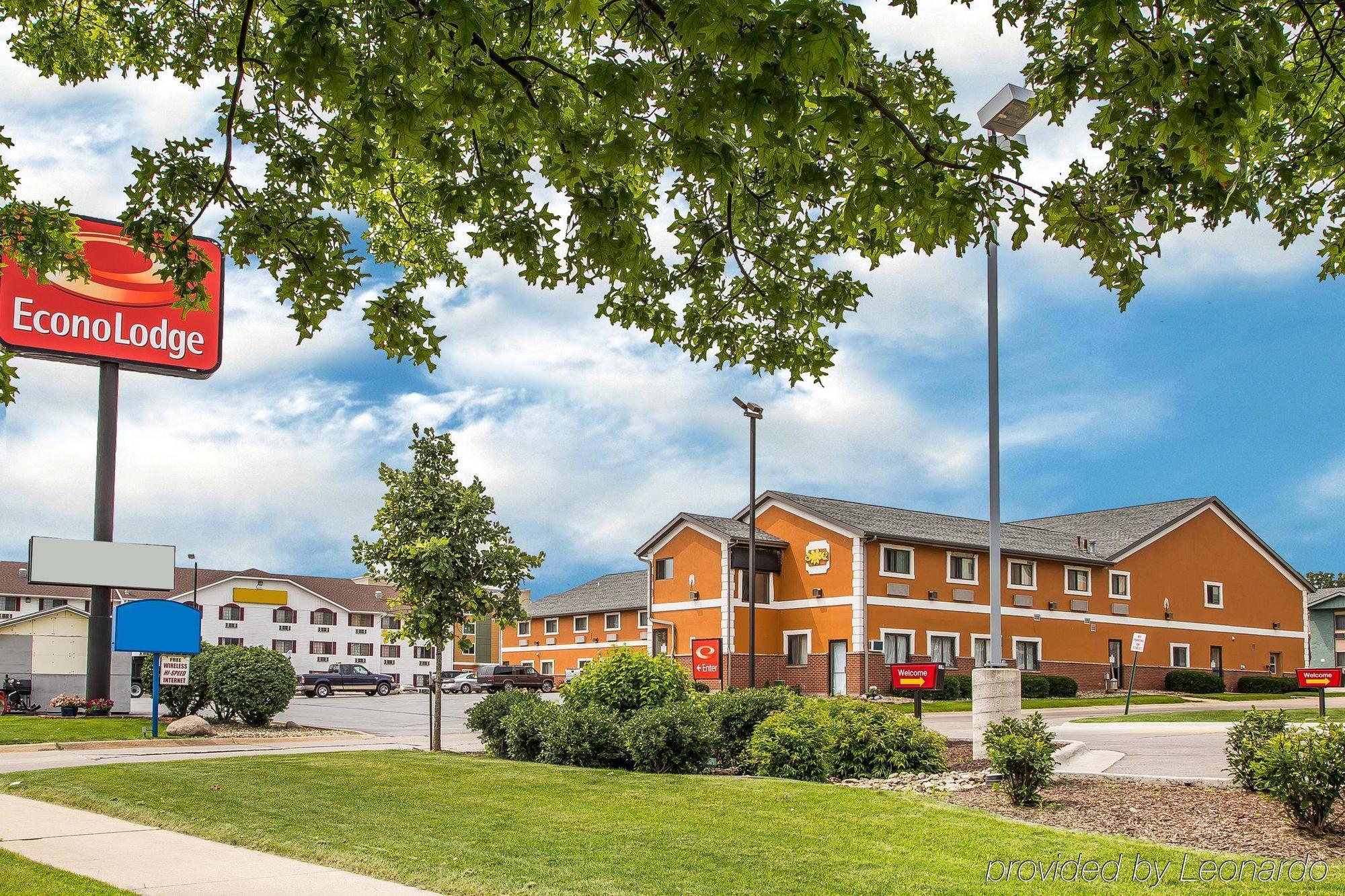 Econo Lodge Cedar Rapids Exterior foto